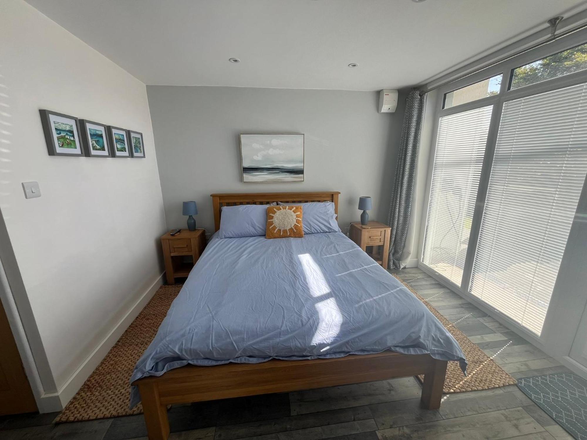 Entire Guest Suite In Four Mile Bridge, Rhoscolyn Valley Exterior photo